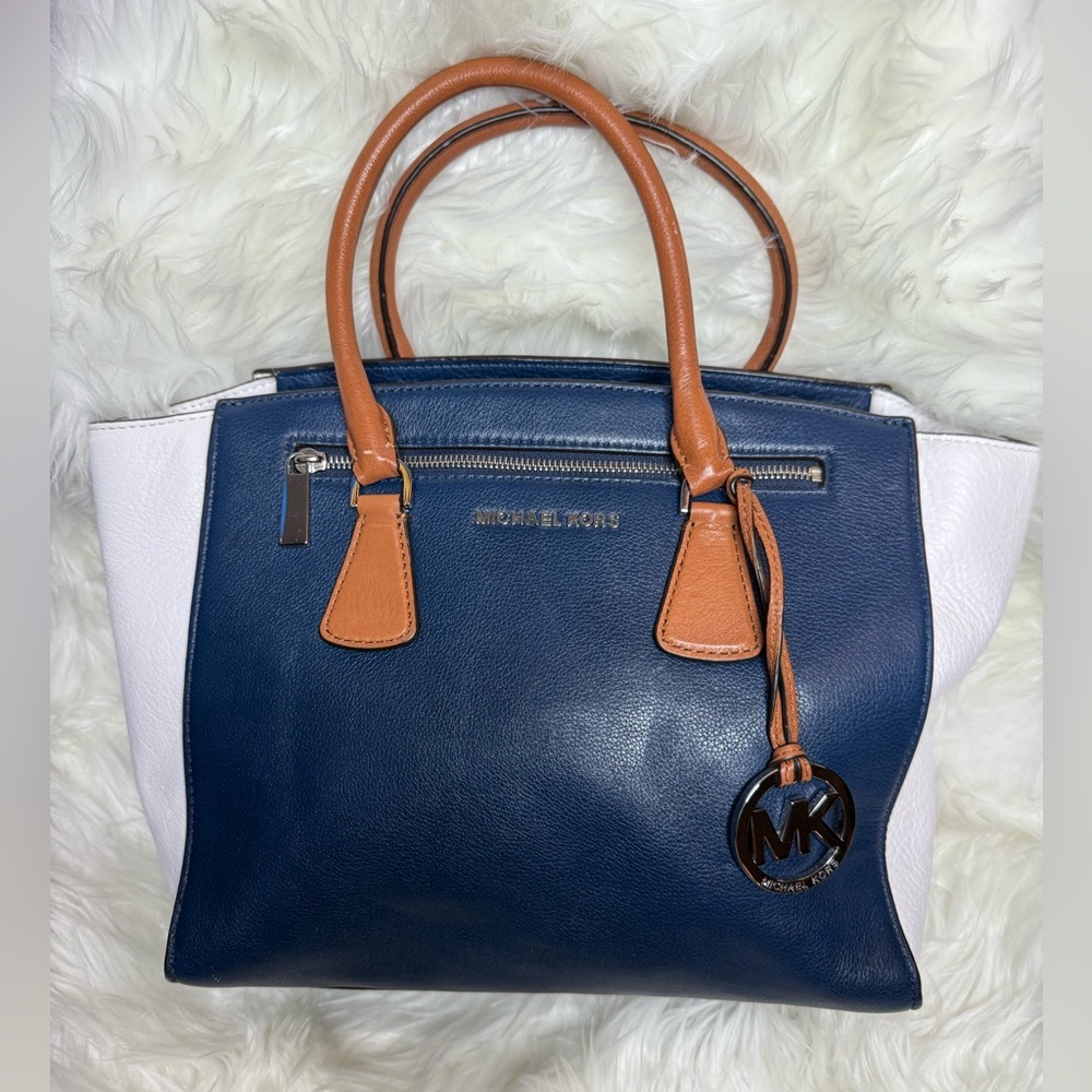 Michael Kors Limited Edition Sophie Bag‎